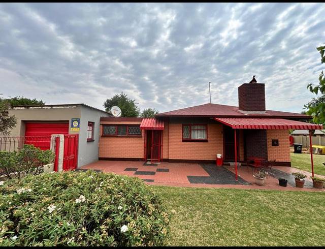 3 BEDROOM HOUSE FOR SALE IN DUNNOTTAR